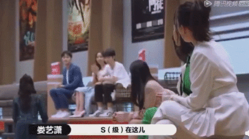 吃瓜群众迅速就位,揭秘娱乐圈最新热点！