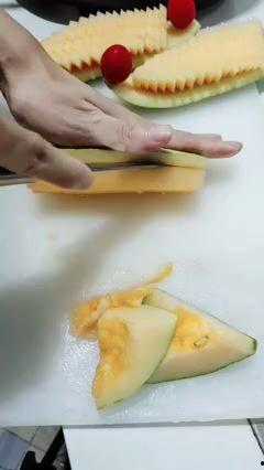 方便吃哈密瓜,轻松享受哈密瓜的便捷美味之旅